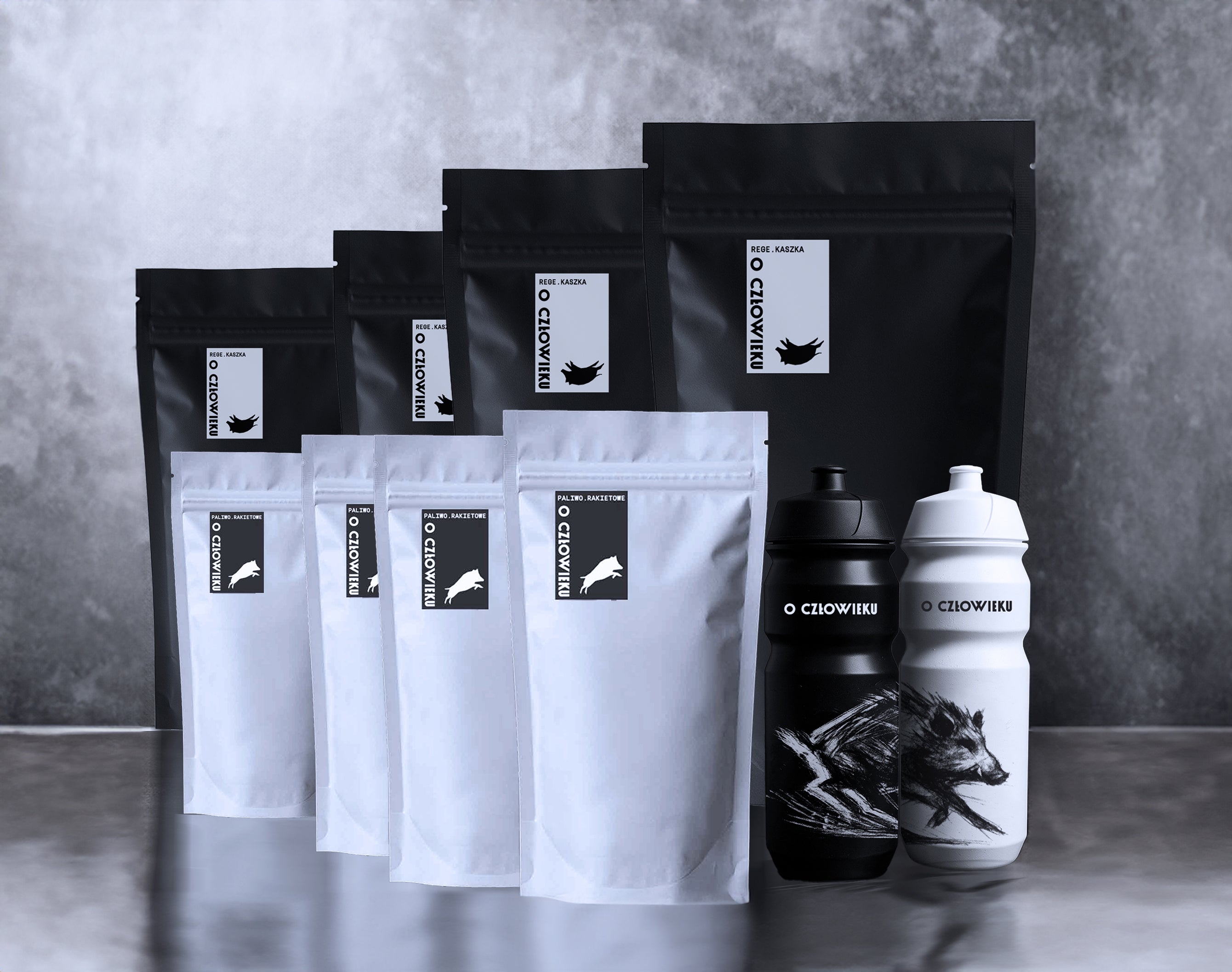 DZIK: 4x paliwo rakietowe 900g (5x160 g CHO), 2x za rege kaszka 2.2 kg, zestaw bidonów O CZŁOWIEKU