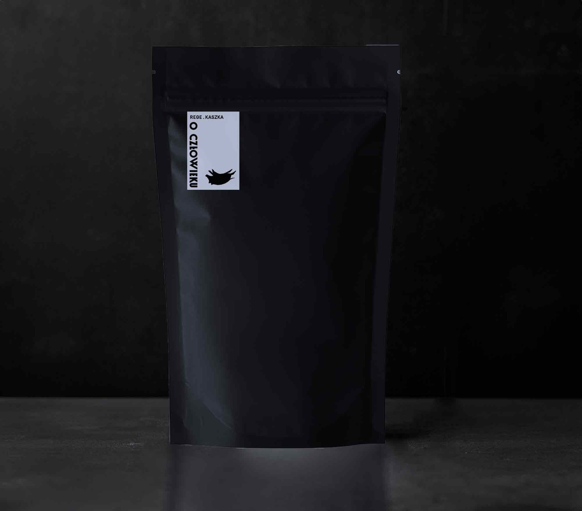 DZIK: 4x paliwo rakietowe 900g (5x160 g CHO), 2x za rege kaszka 2.2 kg, zestaw bidonów O CZŁOWIEKU