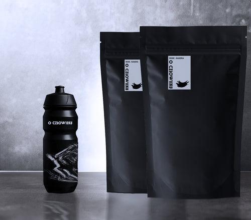 2 DZIKI: 8x paliwo rakietowe 7,2 Kg (40x160 g CHO), 4x za rege kaszka 8,8 kg, 2x zestaw bidonów O CZŁOWIEKU